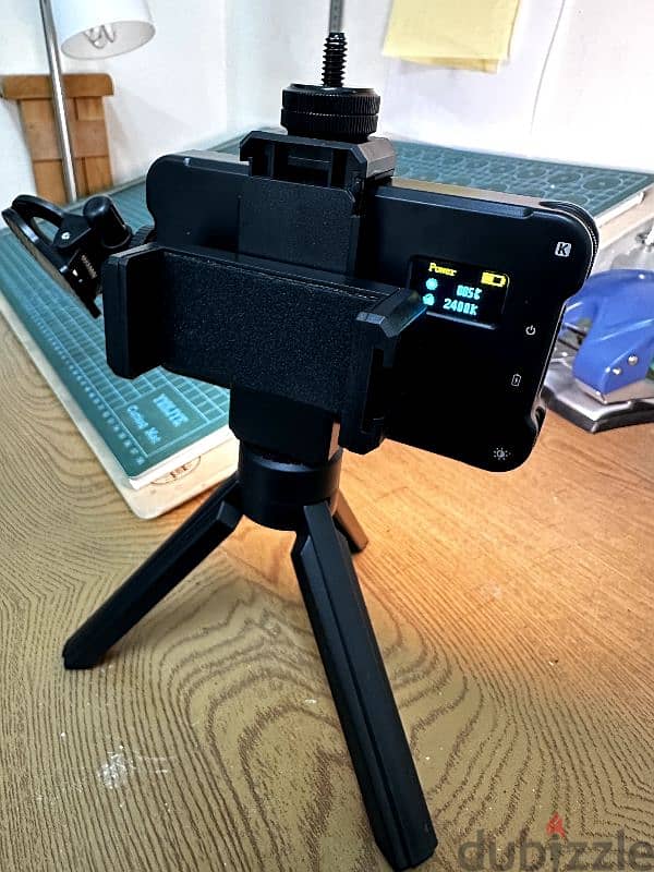 vlogging tripod with adjustable LED lights and CPL lens for mobile 5