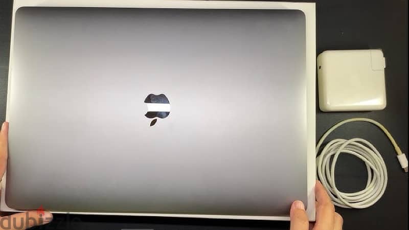 Macbook pro touch bar M2 2