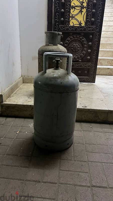 gas cylinder 0