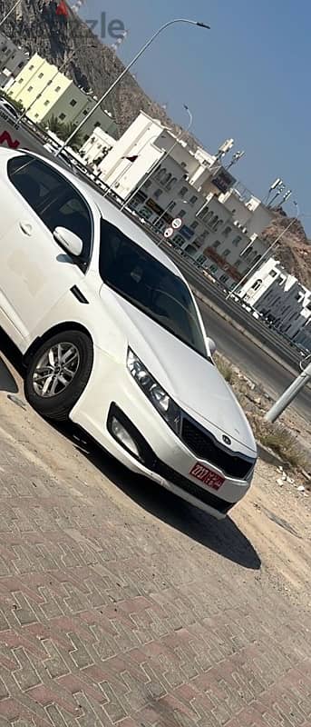 Kia Optima - Toyota Yaris 1