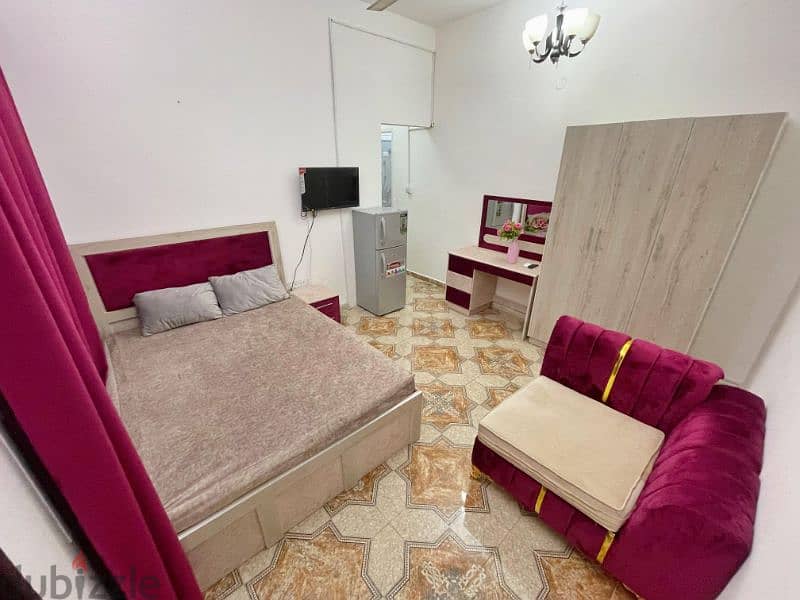 Studio bedroom with private bathroom and furnished kitchen Al Khuwair 0