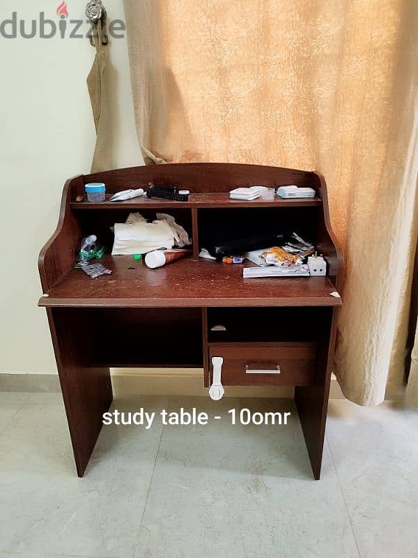 study desk table for sale 0