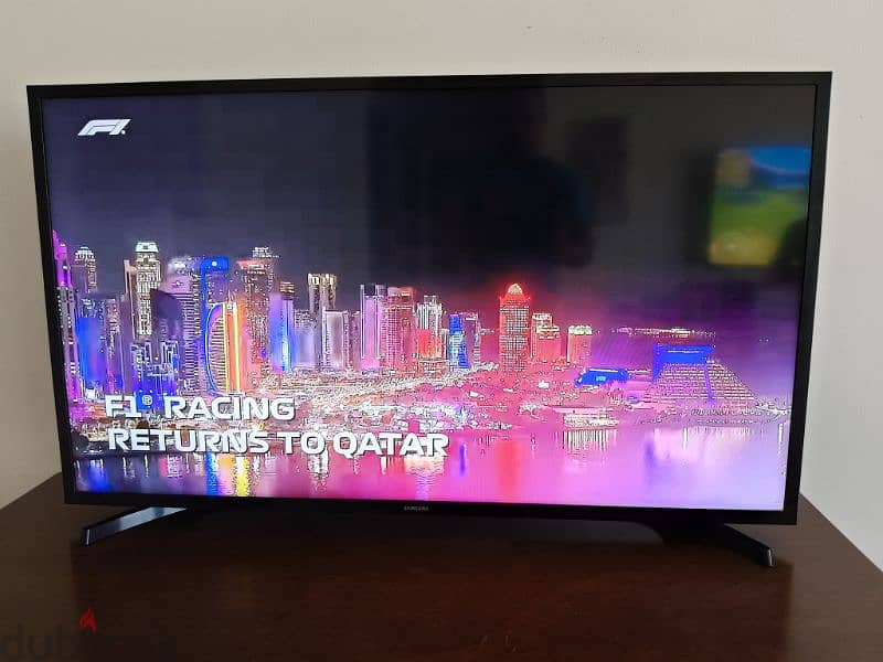 Smart LED Full HD TV 40inch 5 series 1