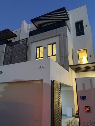 3me37-Luxurious 5+1 BHK Villa For Rent in Al Ilam City