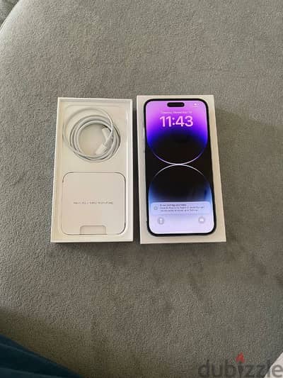 iPhone 14 pro Max clean with original box and cable