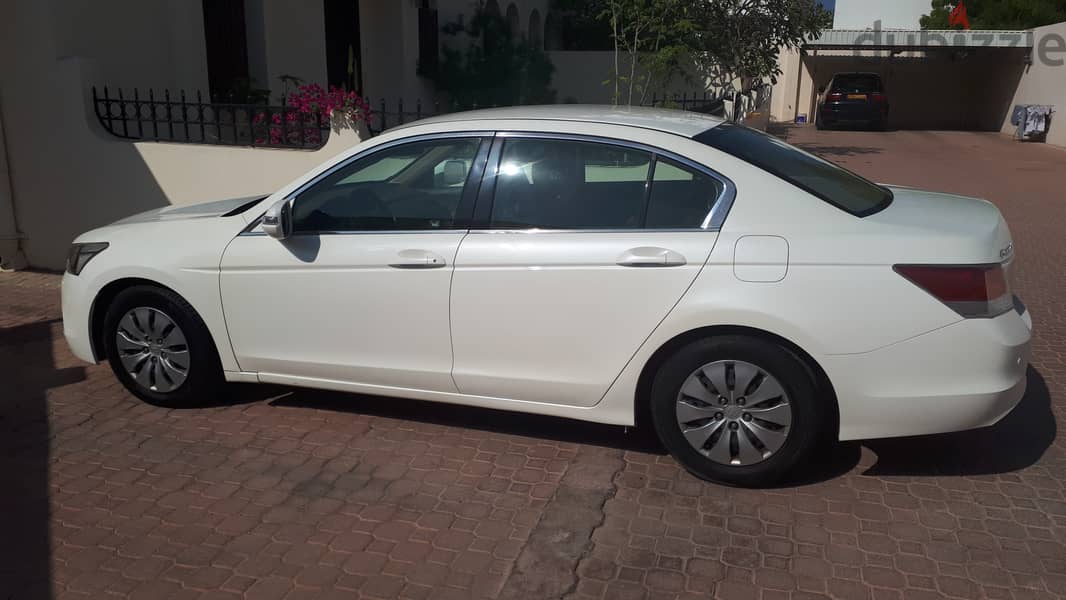 Honda Accord 2010 single owner 0