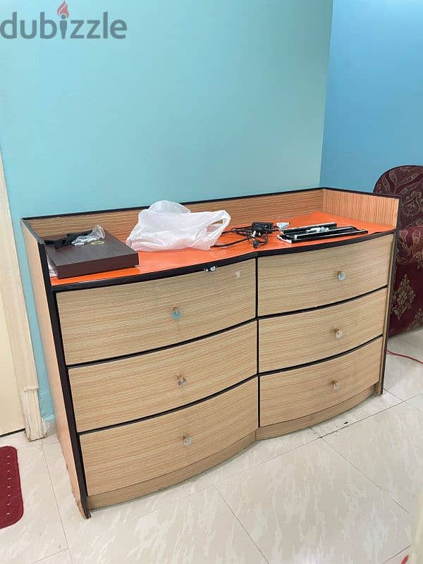 Furniture available in Al Khuwair 33 3