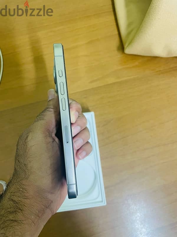 Iphone 15 Pro 258GB Clean & Neat Dual Sim 2