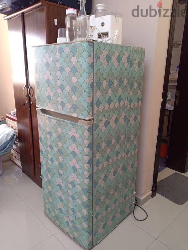 Big Fridge in very good condition For Sale 2