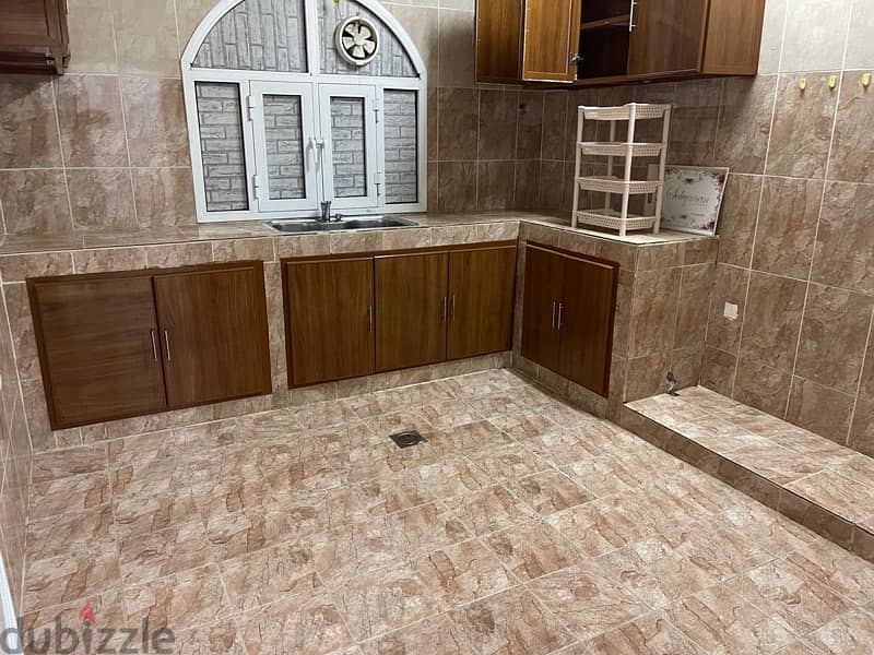 3-Bedroom Apartment for Rent – Al Maabilah 4