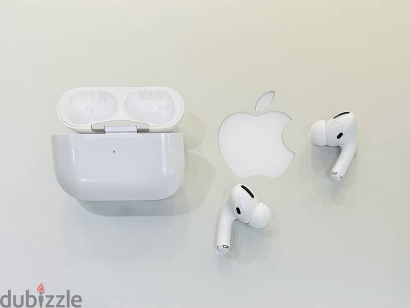 Apple AirPods Pro Perfect Condition ( Just Left Side Not Working ) 0