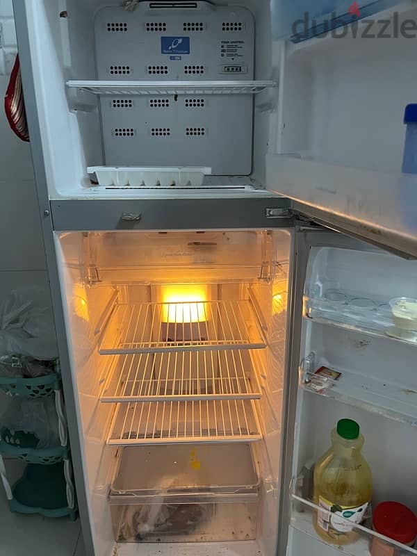 Hitachi Refrigerator 1