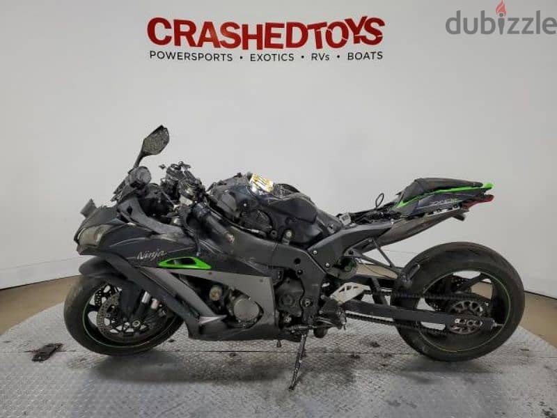 كوزاكي ZX10R 1