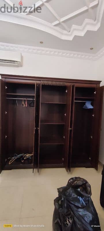 6 door Cupboard 1