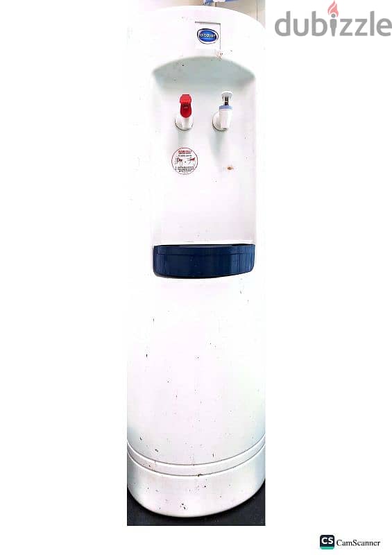 Albayan Water Dispenser and Oasis Empty 7 Water Bottles 0