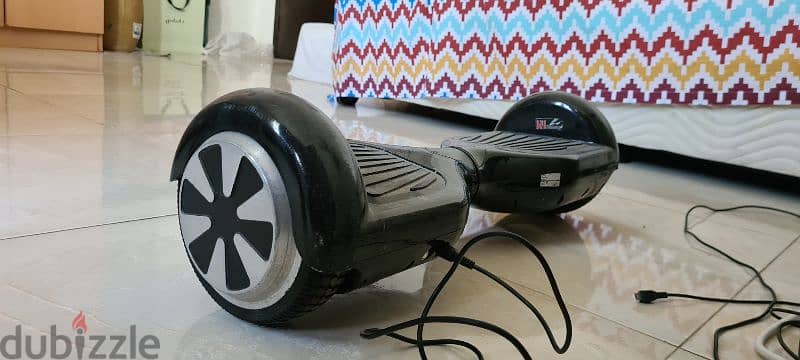 Used Black Hoverboard for sale      هوفر بورد مستعمل للبيع 2