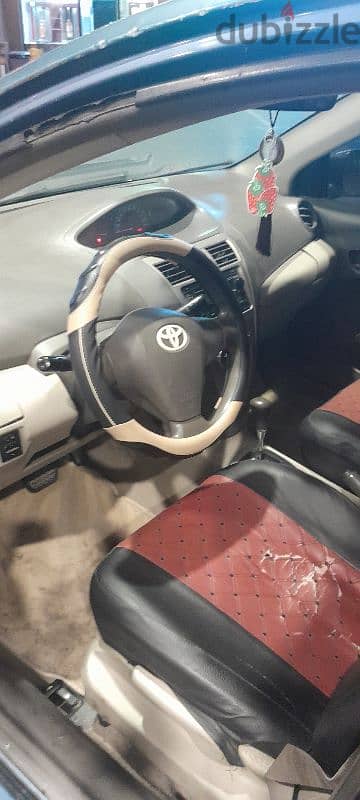 Toyota Yaris 2012 0