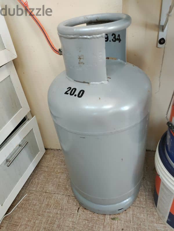 cylinder gas 1