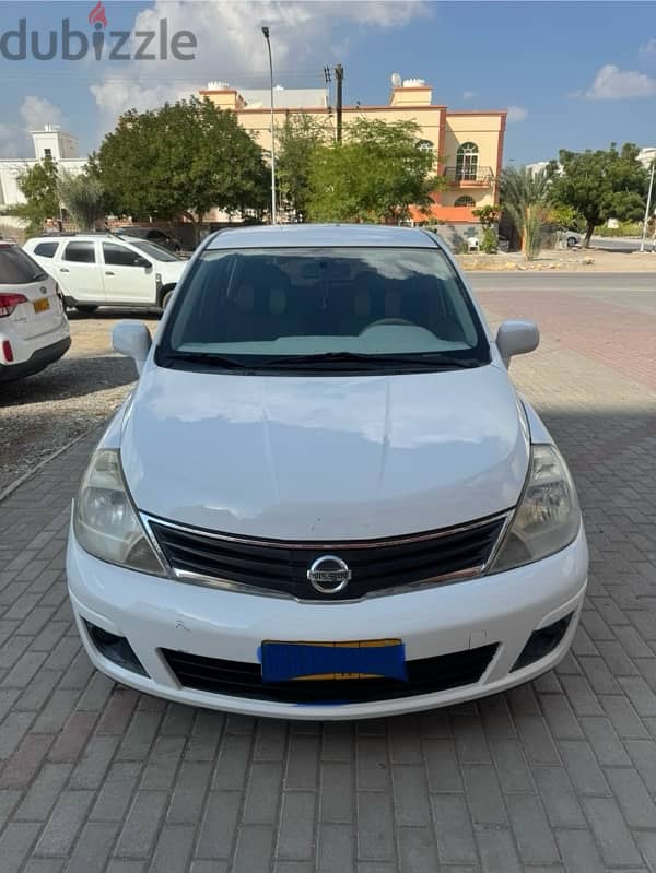 Nissan Tiida 2011 0