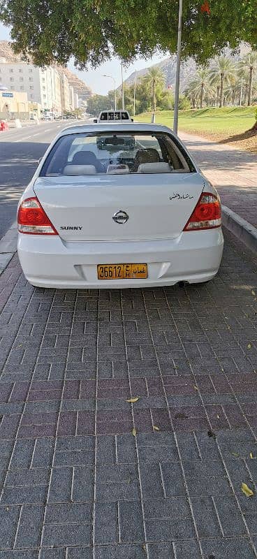 Nissan Sunny 2011 0