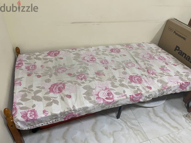 Bed and mattress for sale 0