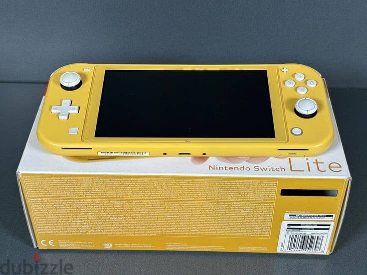 Nintendo Switch Lite and animal crossing نينتندو سويتش لايت مع لعبة 4