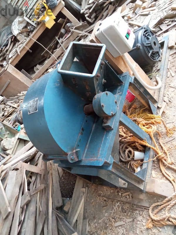 wood crushing machine 1