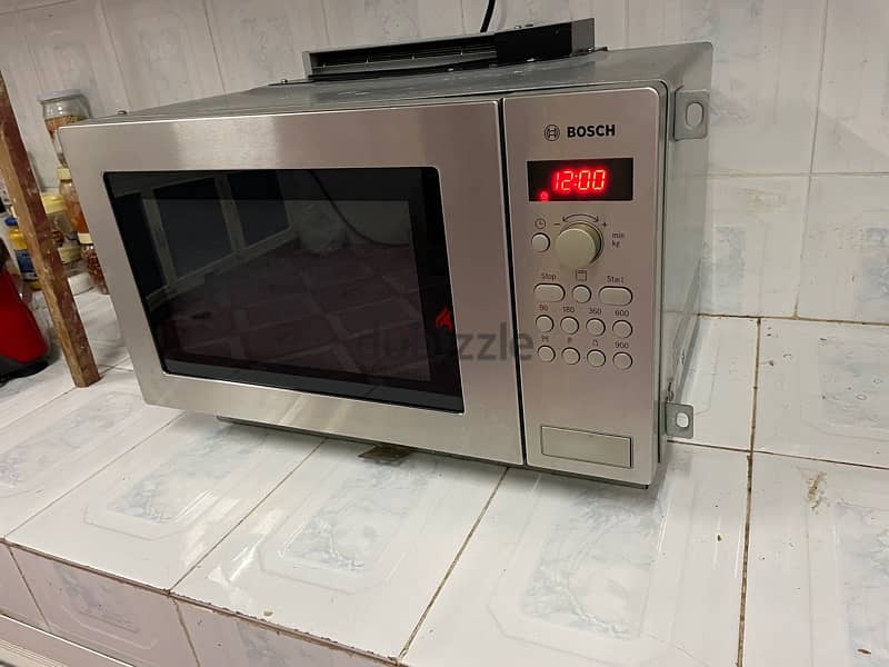 Microwave Oven & Grill  Two in One 2