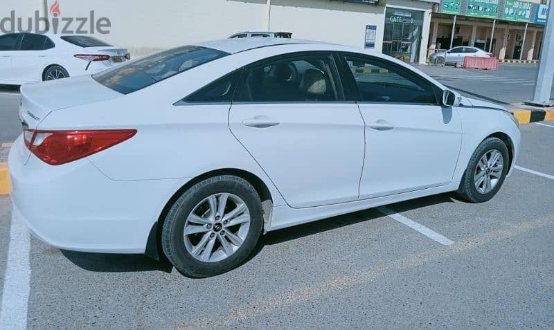 CAR- HYUNDAI SONATA 2011 MODEL 0