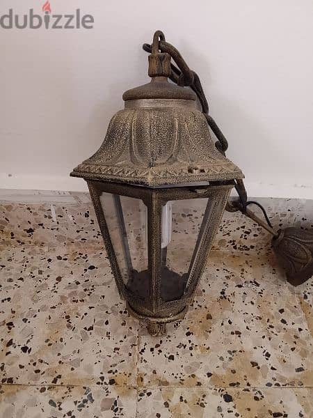 Hanging Lamp in Excellent Condition 2