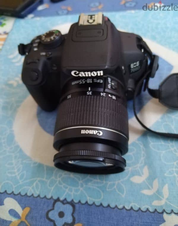 Canon 700d like new 2