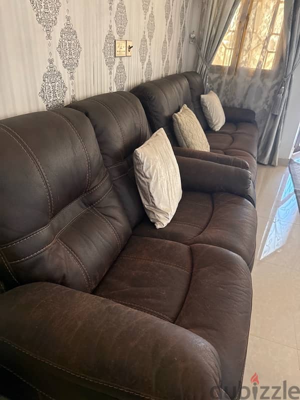 للبيع: طقم كنب جلد فاخر من Premium Leather Sofa Set from PAN 5