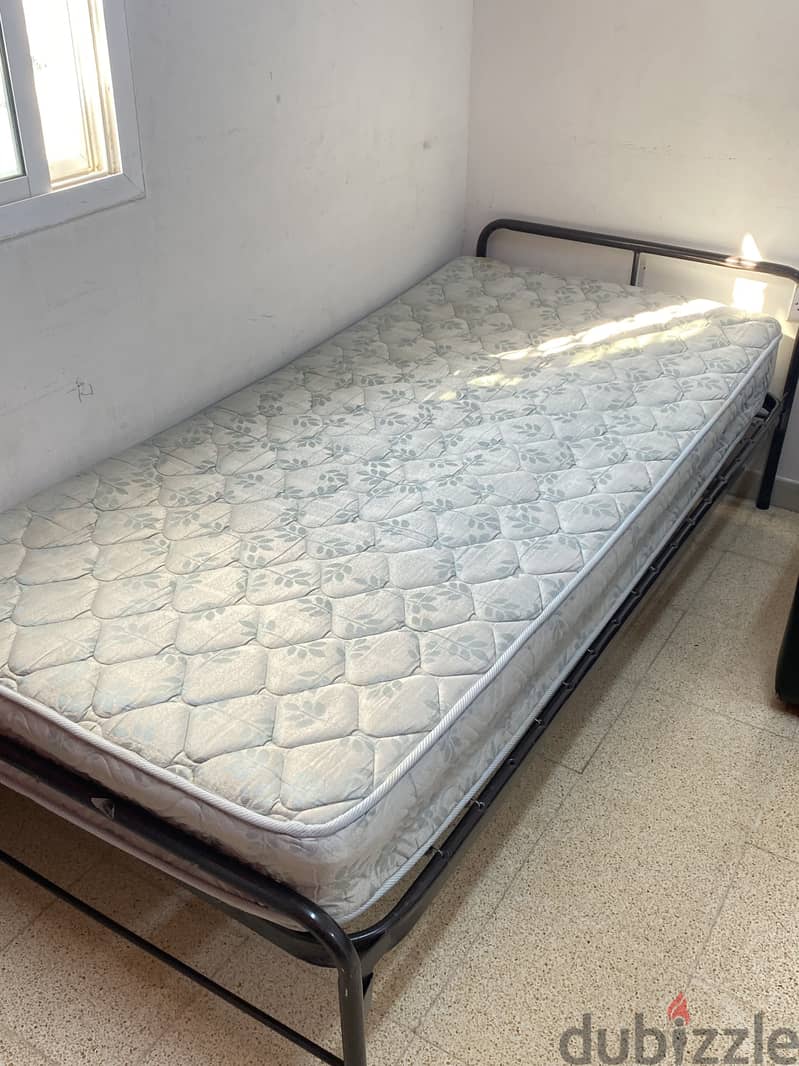 Bed for SALEE, QUEEN bed+ FREE Single bed with mattress BEST price!!!! 1