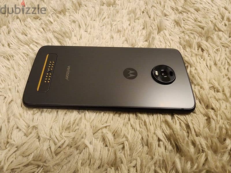 Super Slim Motorola Moto Z4 Black 128GB Excellent Condition 7