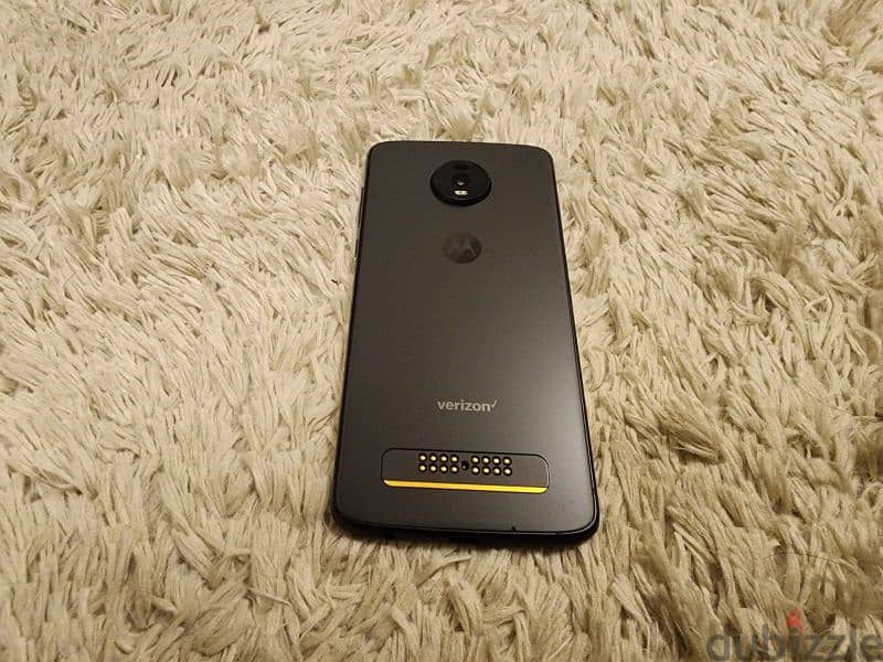 Super Slim Motorola Moto Z4 Black 128GB Excellent Condition 10