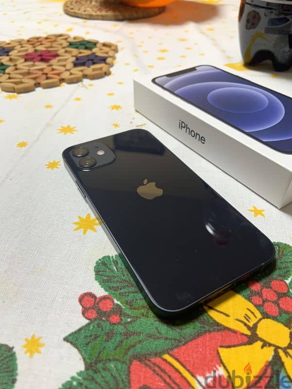 Iphone 12 Black (128 GB) with Box 0