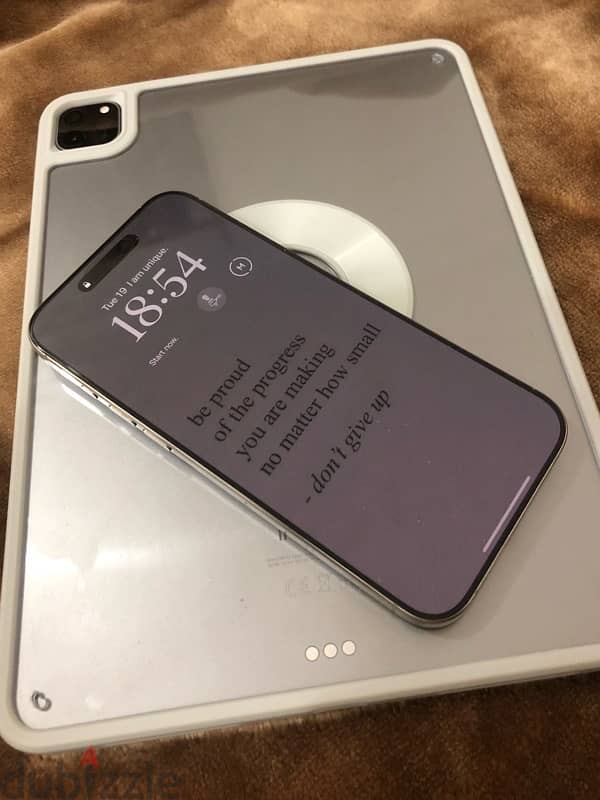 للبيع iPhone 16 Pro Max 2