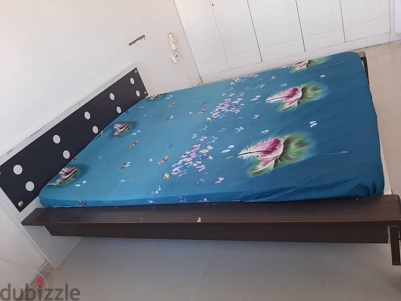 Queen bed with cot 2