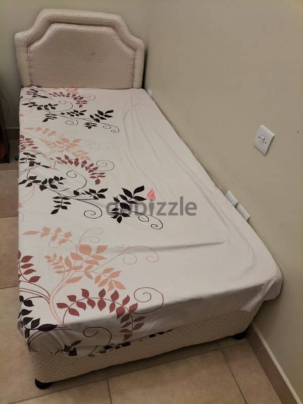 single bed 0