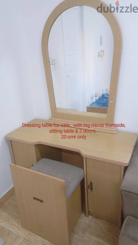 Dressing table for sale. . . 0