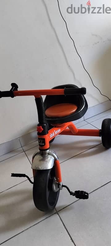 Excellent condition kids Race bike (rechargeable) & tricycle 3