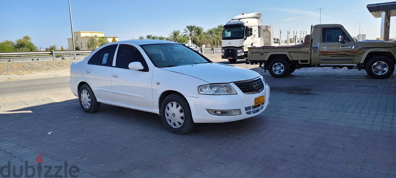 Nissan sunny 2010 model 1070 omr 2