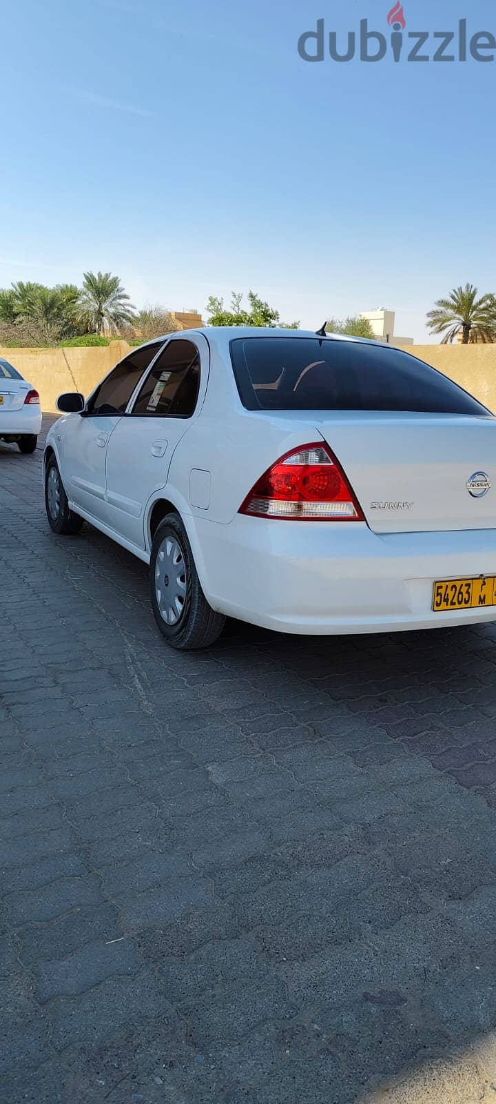 Nissan sunny 2010 model 1070 omr 7