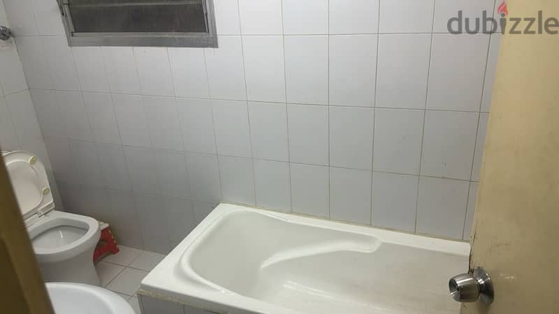 Furnished single room for rent near to al khuwair Oassis mall 1