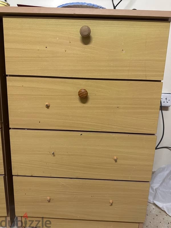 Chest Of Drawers 0