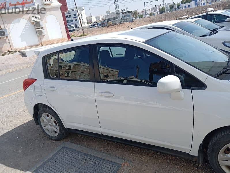 Nissan versa 2012 for rent / نيسان فيرسا للايجار 0