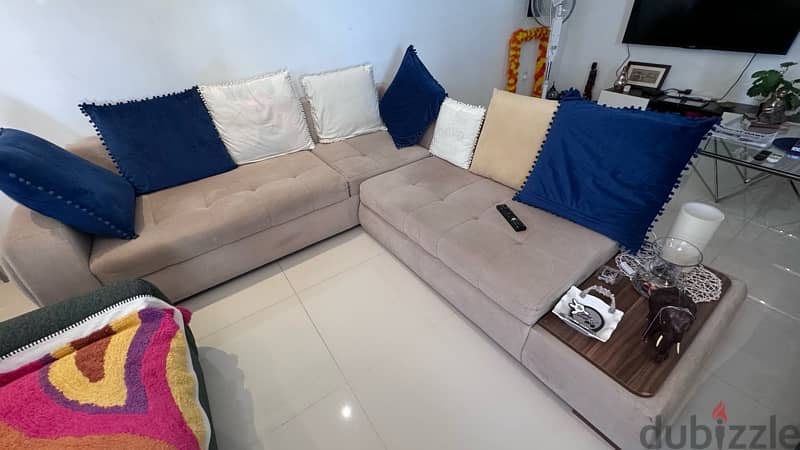 Used Sofa Set (2+2+3) 2