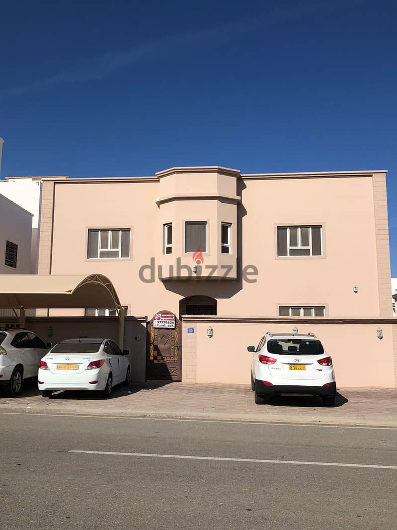 فيلا راقية للبيع في المعبيلة الجنوبية Luxury villa for sale in Maabela 0