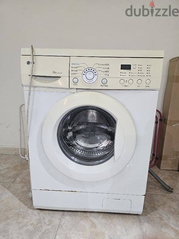 Washing machine in Good condition 1