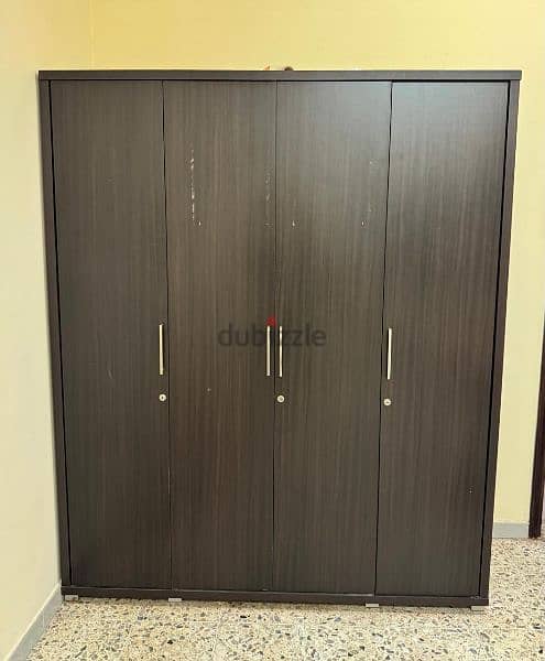 4 door wardrobe for sale 1